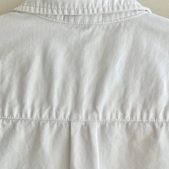 Democracy White Denim Button Down Shirt Jacket w/ Raw Hem & Pockets, Size Small - Picture 15 of 16